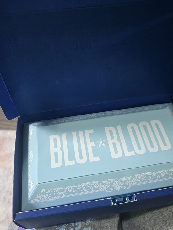 Jeffree Star Other - Jeffree Starr Blue Blood Pallet